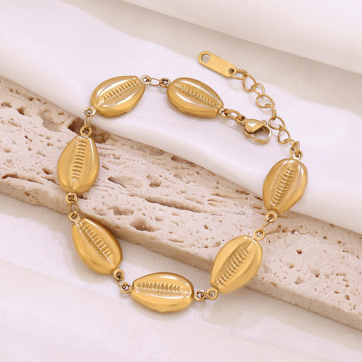 Ocean Conch Shell Hollow Bracelet | 18K Gold Stainless Steel | Coastal Grandmother Summer | Beach Jewelry Women
