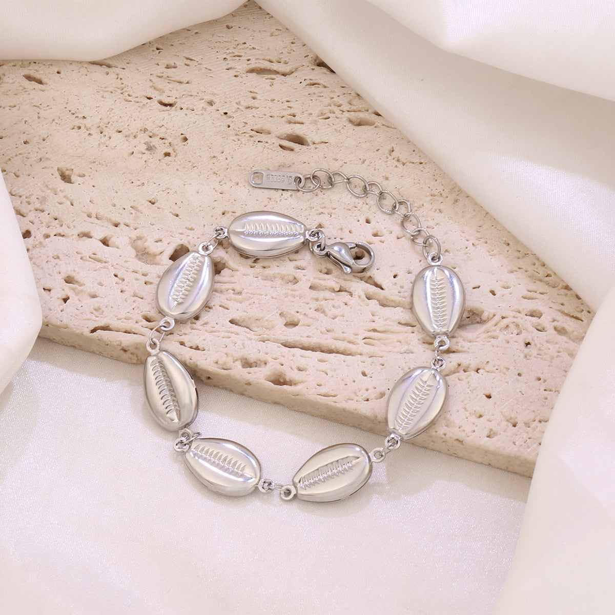 Ocean Conch Shell Hollow Bracelet | 18K Gold Stainless Steel | Coastal Grandmother Summer | Beach Jewelry Women
